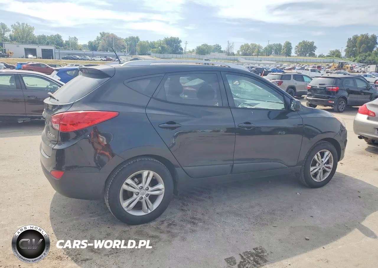 2011 Hyundai Tucson Gls VIN:KM8JU3AC6BU246688 - 3