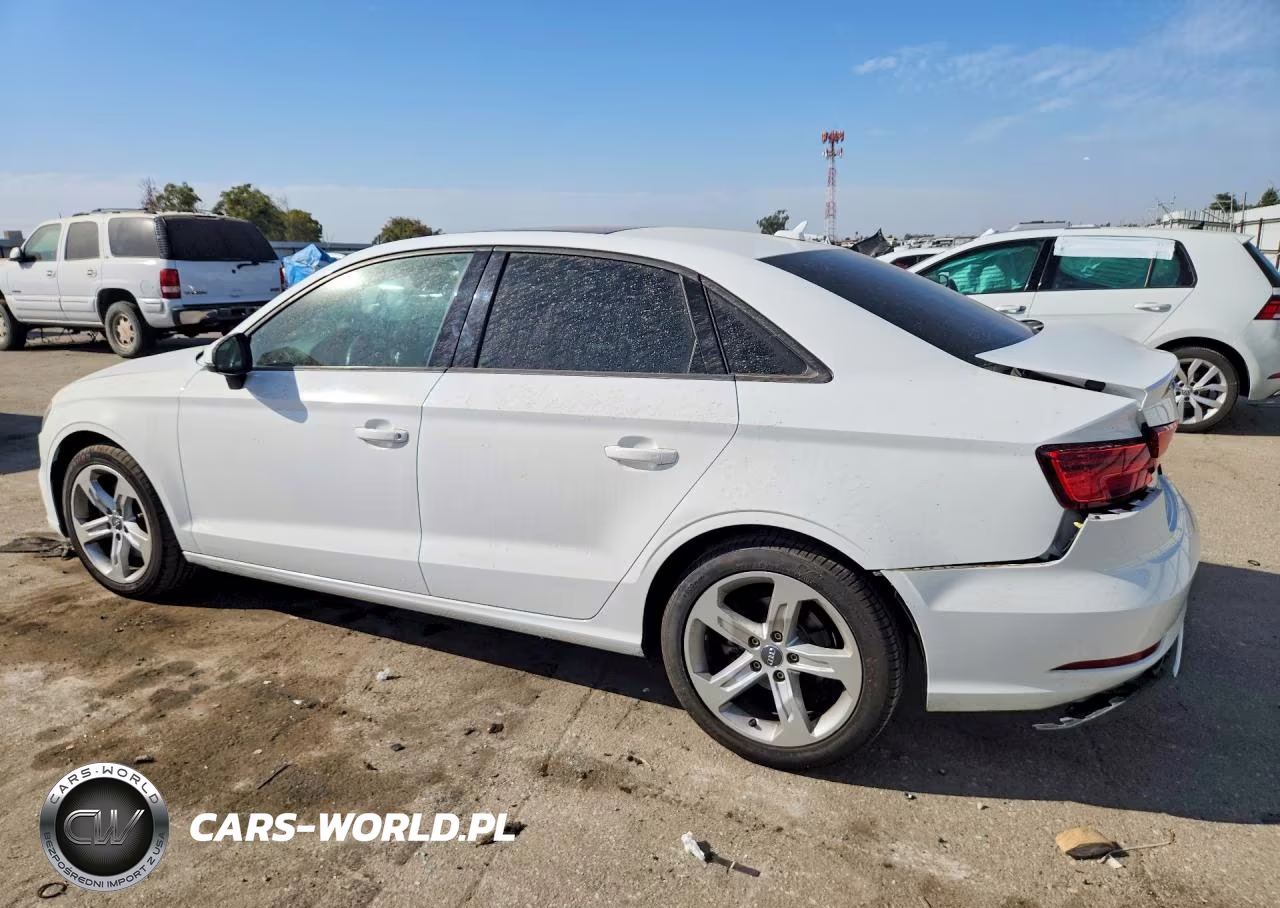 2017 Audi A3 Premium VIN:WAUAUGFF6H1027381 - 2