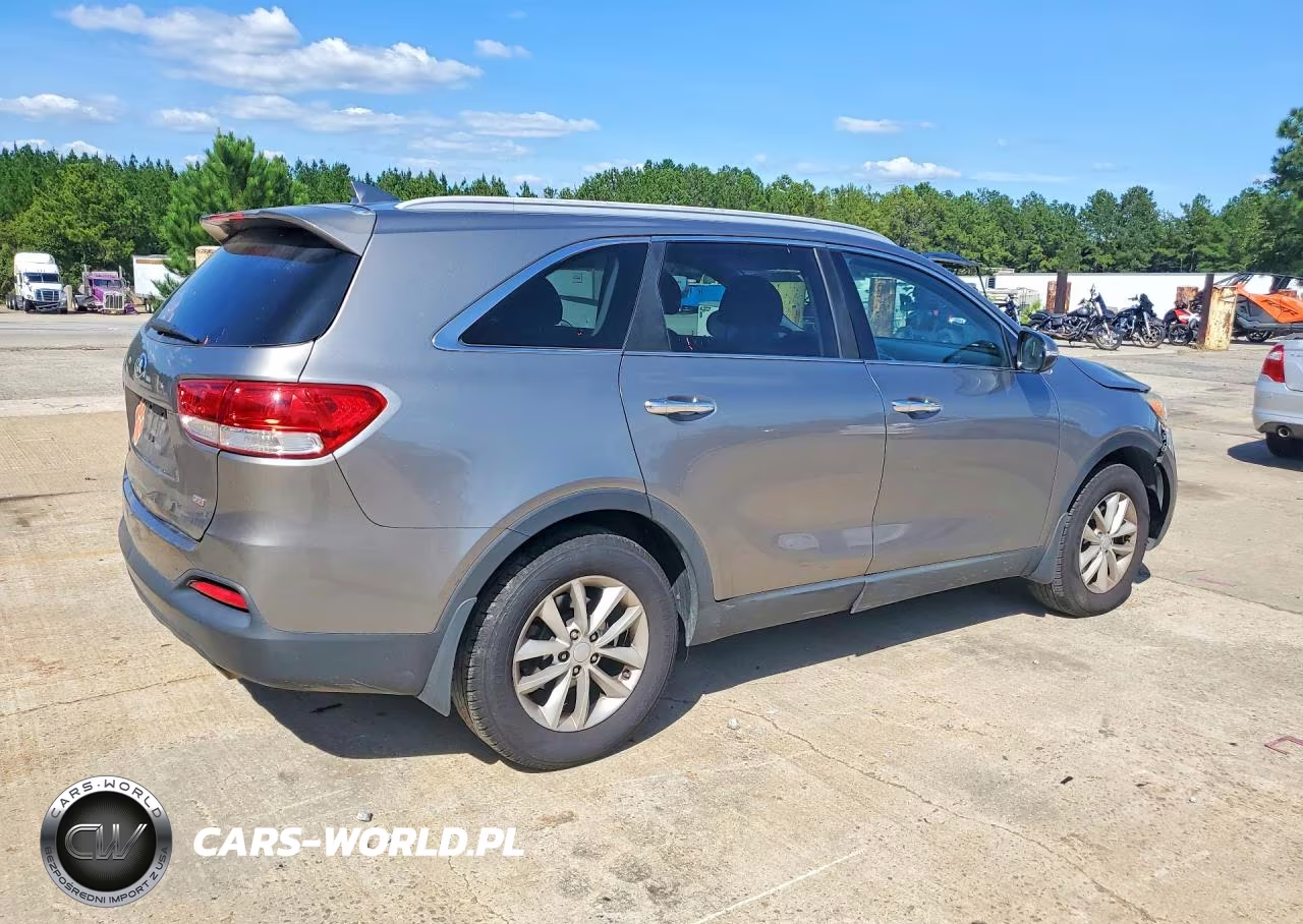 2018 Kia Sorento Lx VIN:5XYPG4A3XJG424114 - 3
