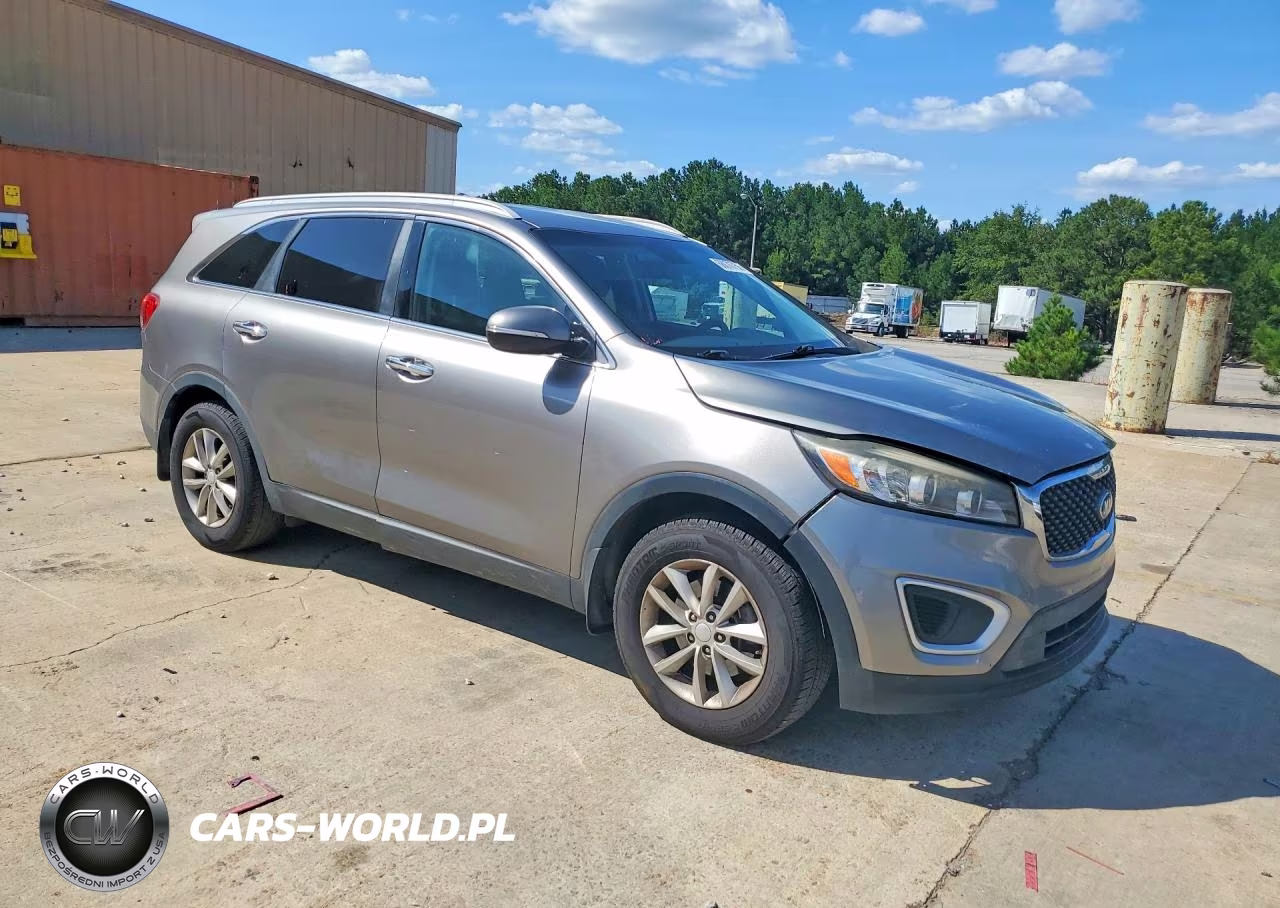 2018 Kia Sorento Lx VIN:5XYPG4A3XJG424114 - 4