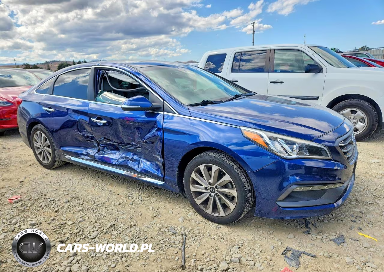 2017 Hyundai Sonata Sport VIN:5NPE34AF4HH486981 - 4