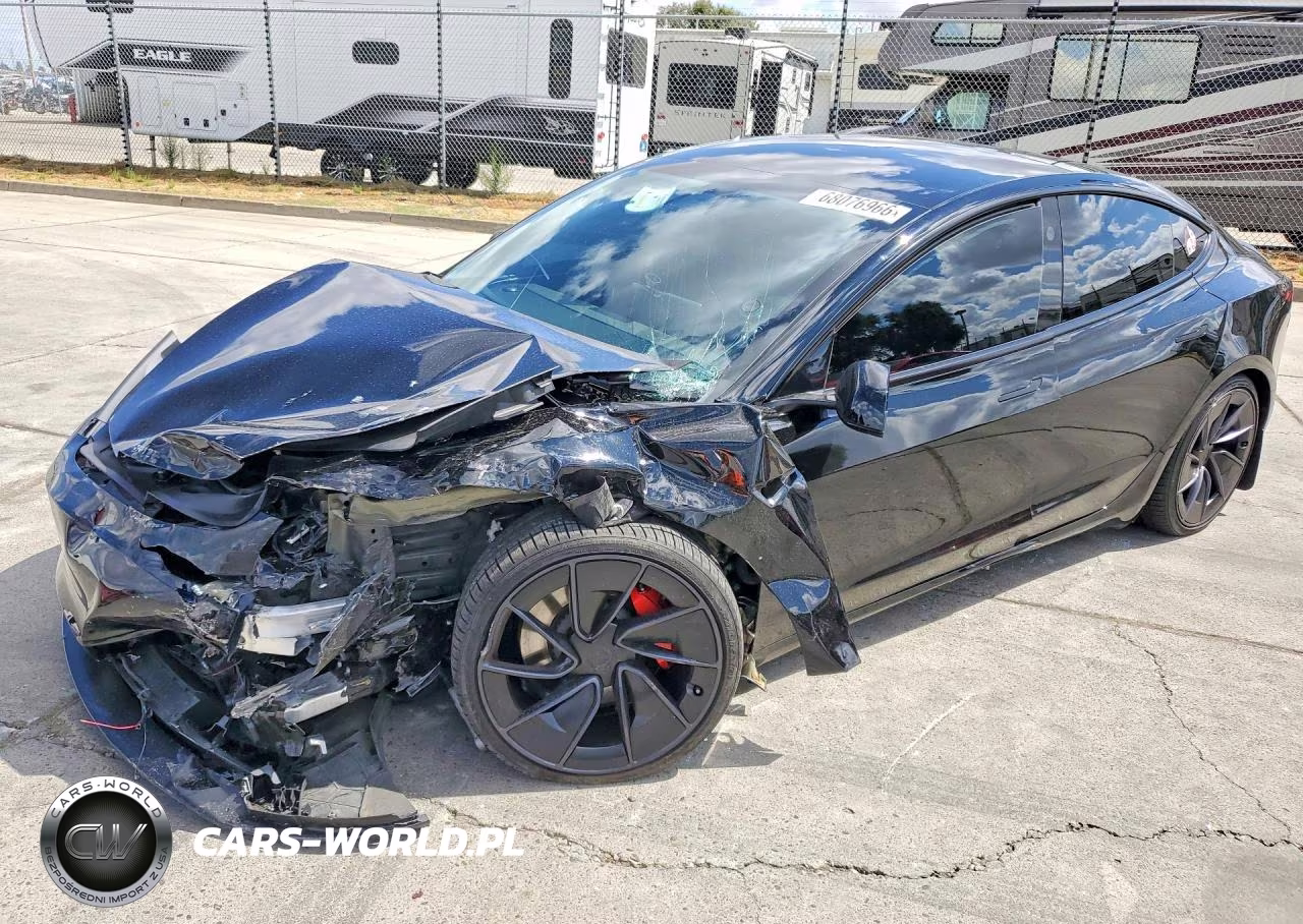 2024 Tesla Model 3 VIN:5YJ3E1ET3RF798273 - 1