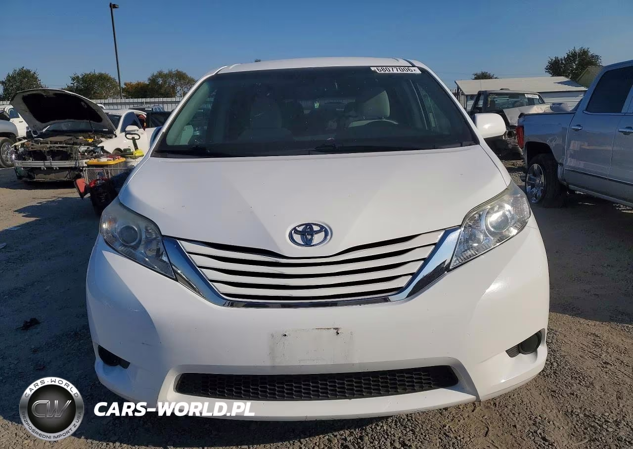 2017 Toyota Sienna Le VIN:5TDKZ3DC8HS879597 - 5