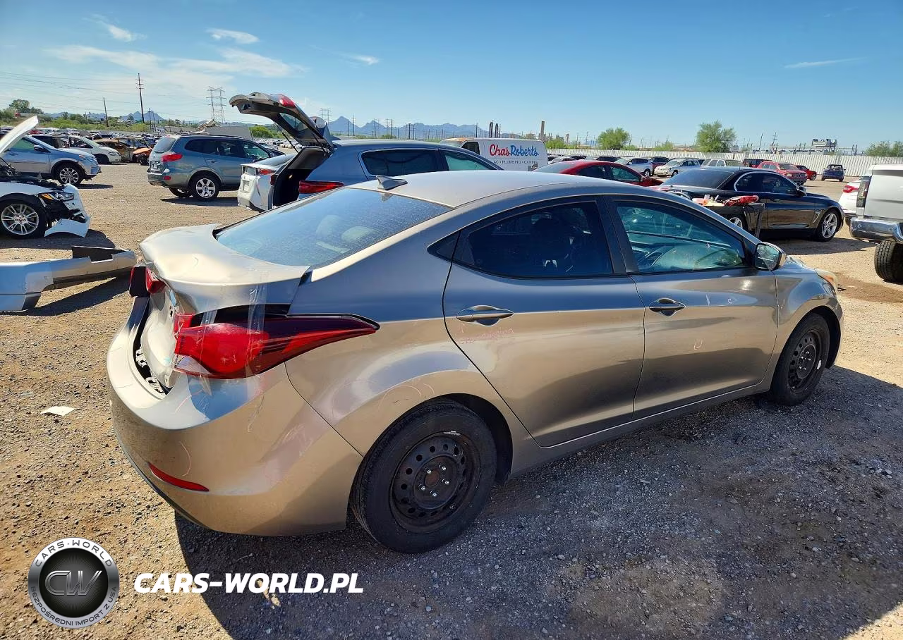 2016 Hyundai Elantra Se VIN:5NPDH4AE3GH696801 - 3