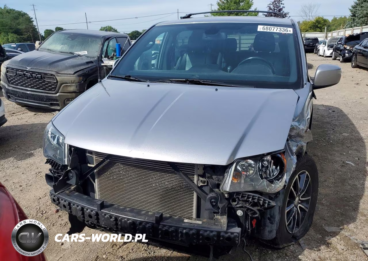 2019 Dodge Grand Caravan Gt VIN:2C4RDGEG2KR630847 - 5