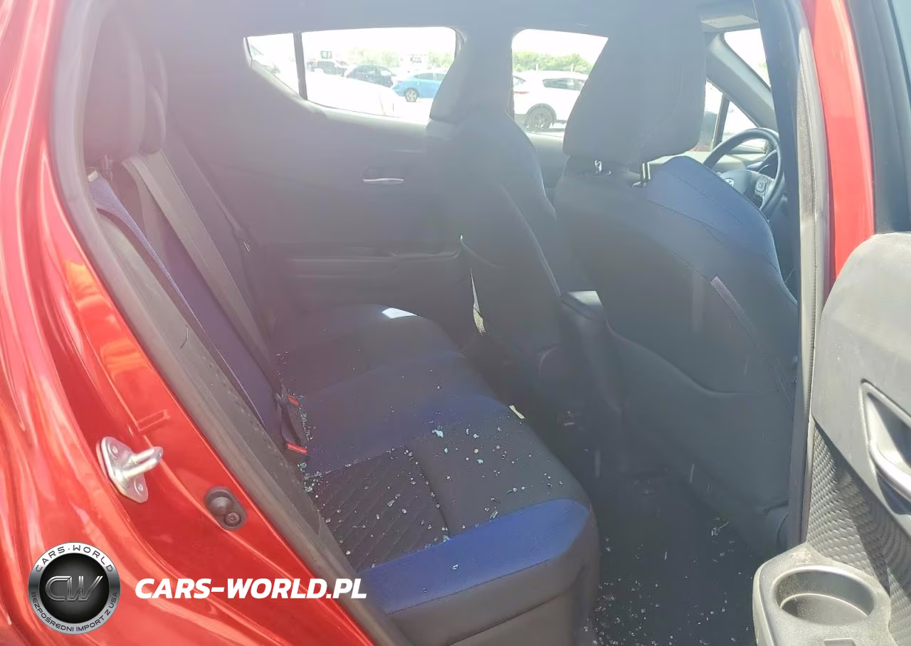 2020 Toyota C-Hr Xle VIN:NMTKHMBX8LR111737 - 10