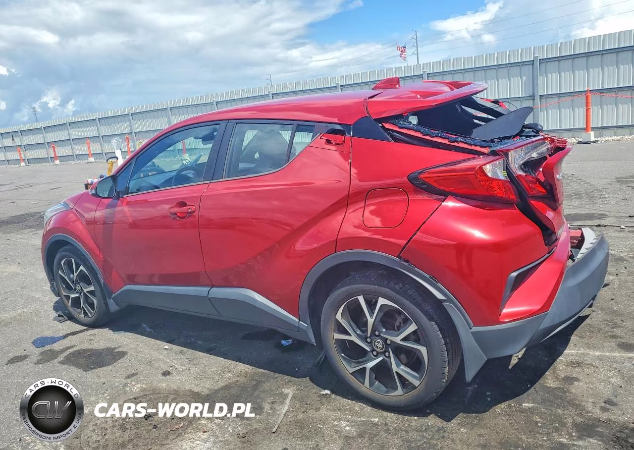 2020 Toyota C-Hr Xle VIN:NMTKHMBX8LR111737 - 2