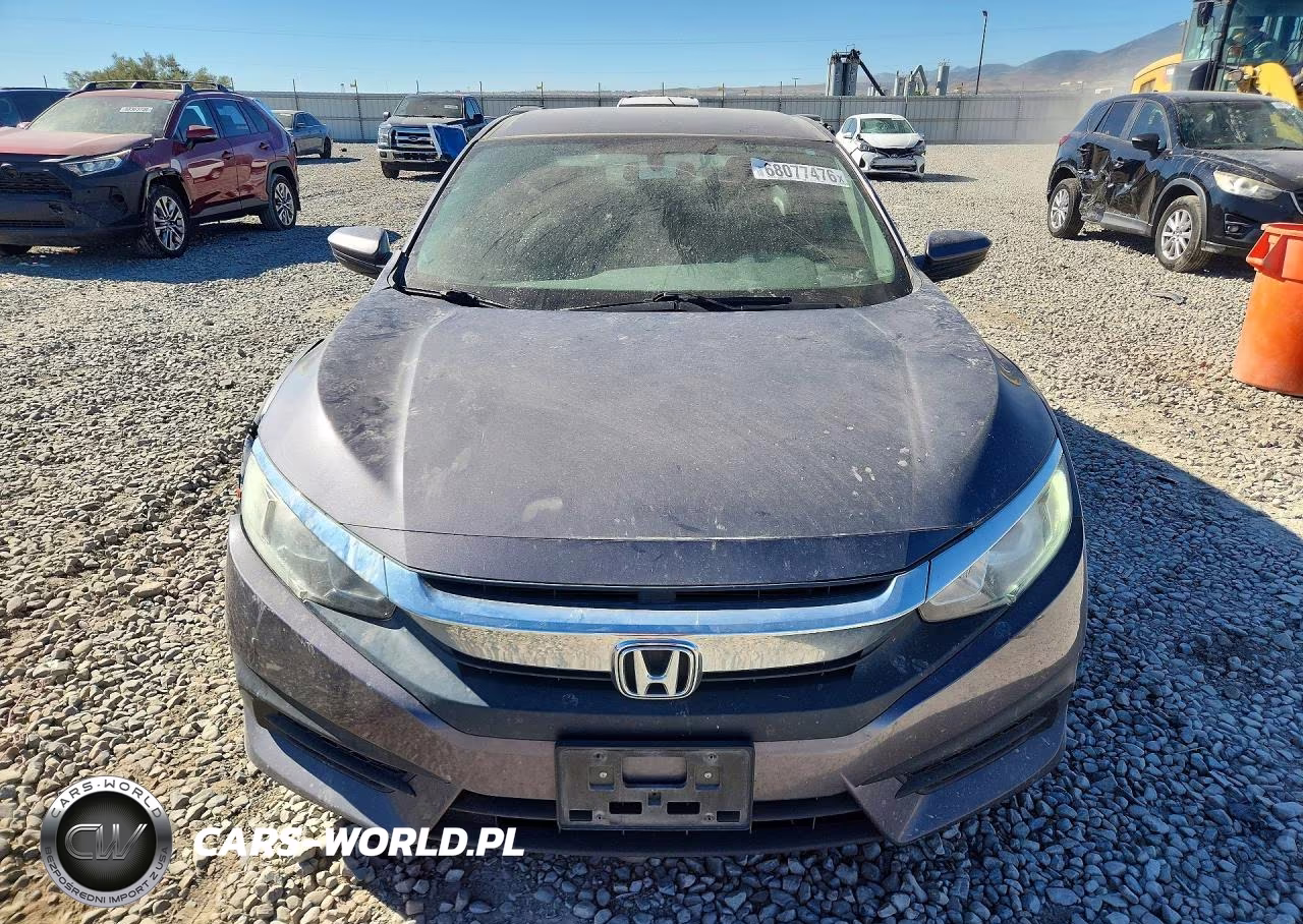 2018 Honda Civic Lx VIN:2HGFC2F59JH562218 - 5