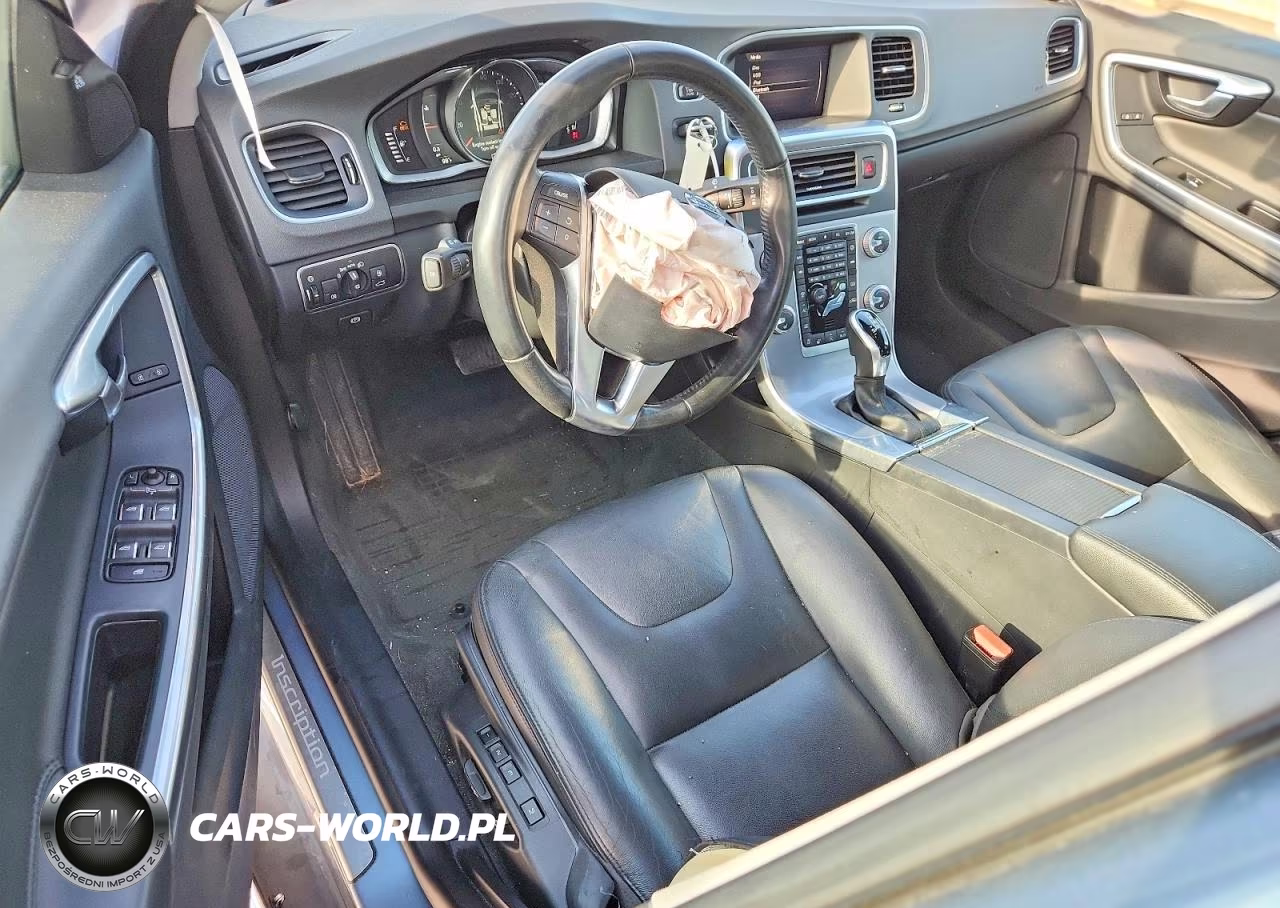 2018 Volvo S60 Inscription VIN:LYV402TK0JB162130 - 8