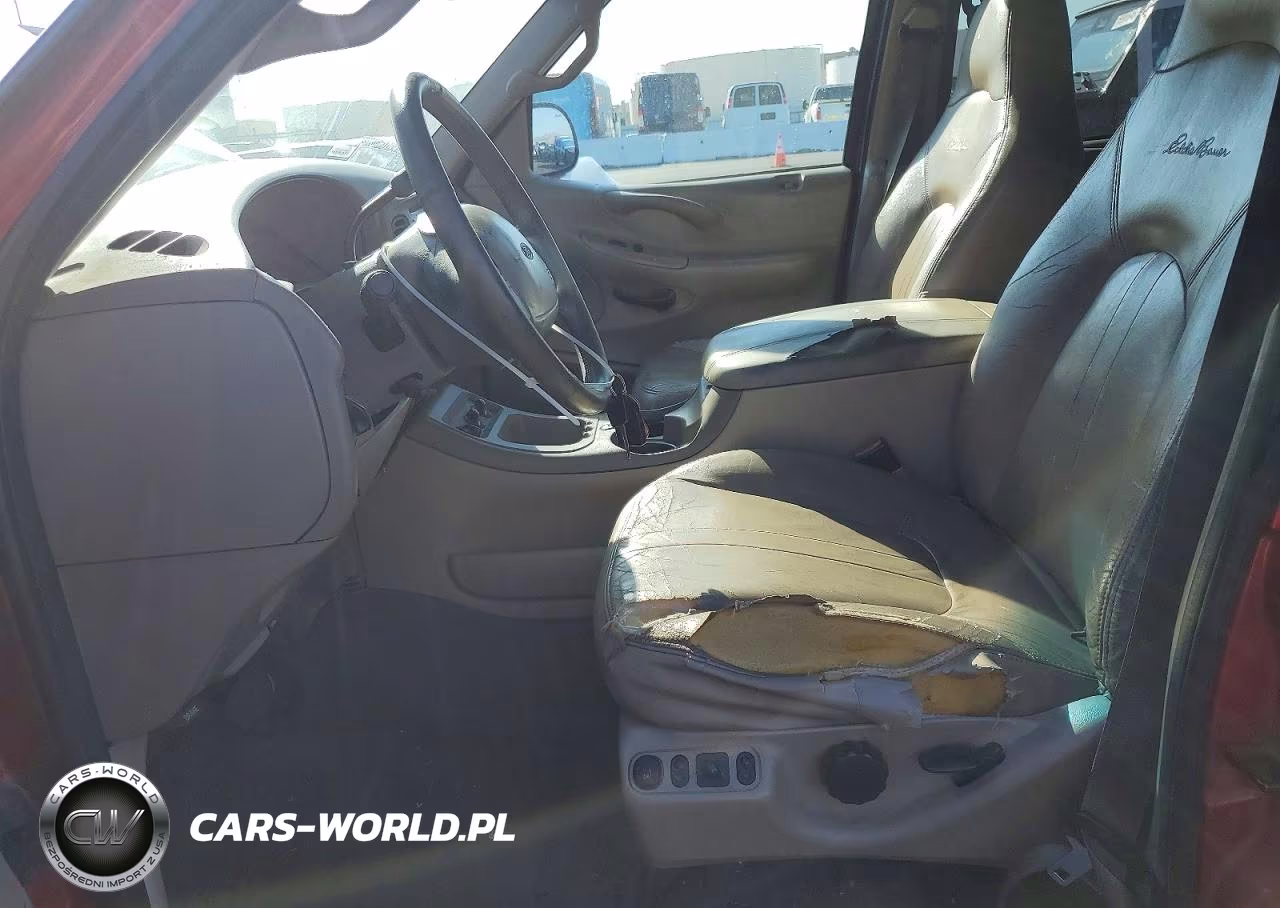 2002 Ford Expedition Eddie Bauer VIN:1FMFU18L52LA23337 - 7