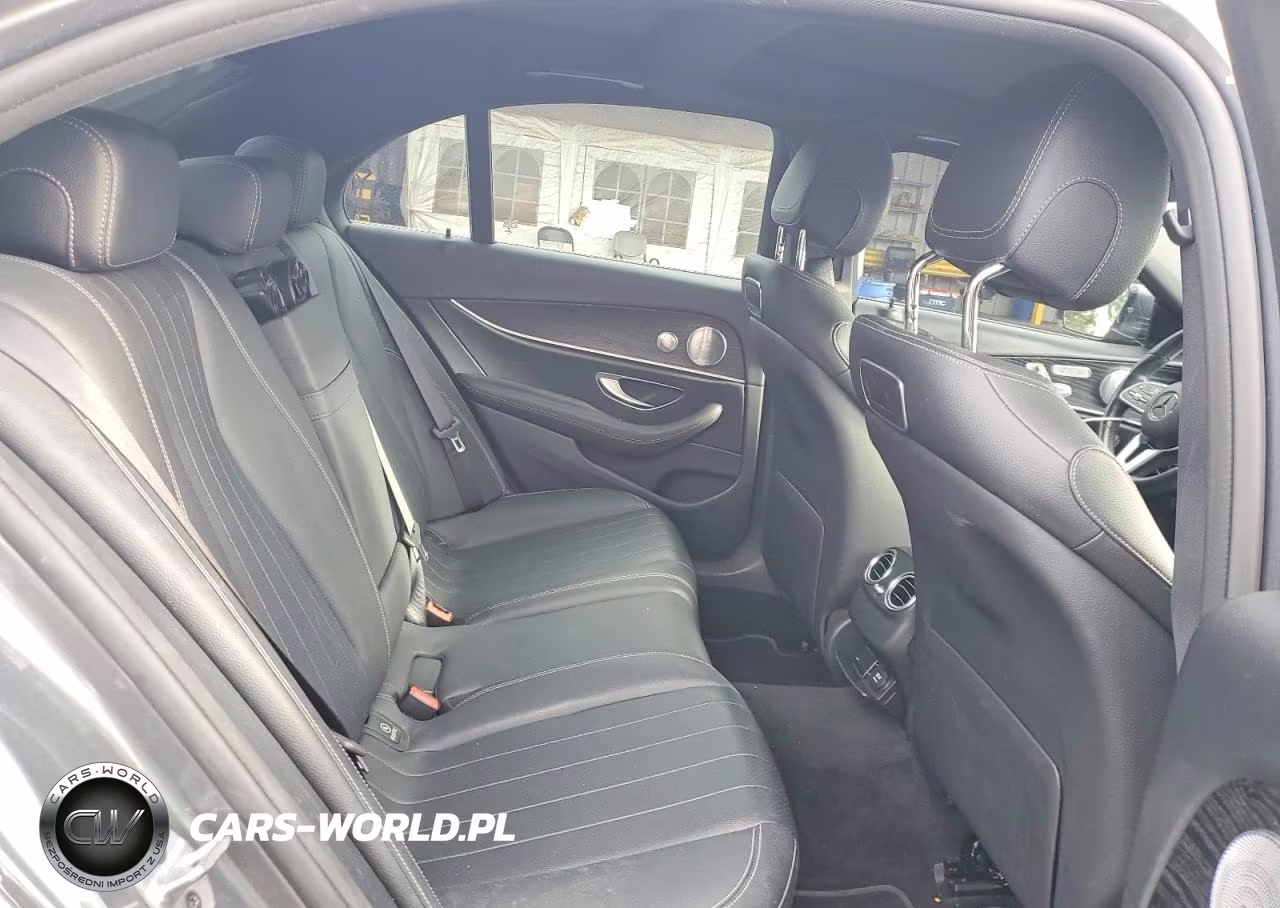 2019 Mercedes-Benz E 300 4Matic VIN:WDDZF4KB6KA504874 - 10