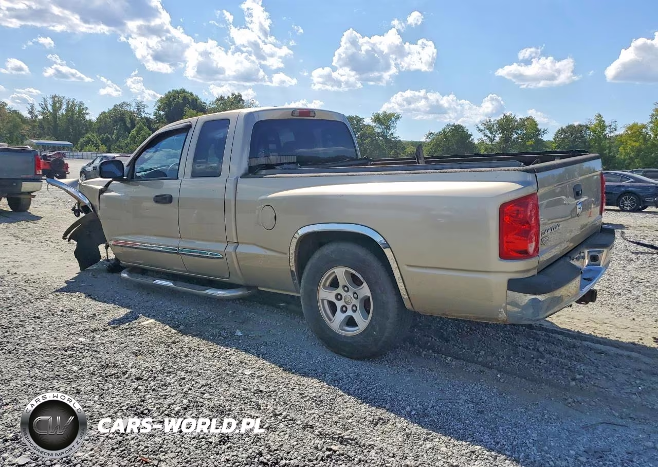 2005 Dodge Dakota Laramie VIN:1D7HW52K75S204566 - 2