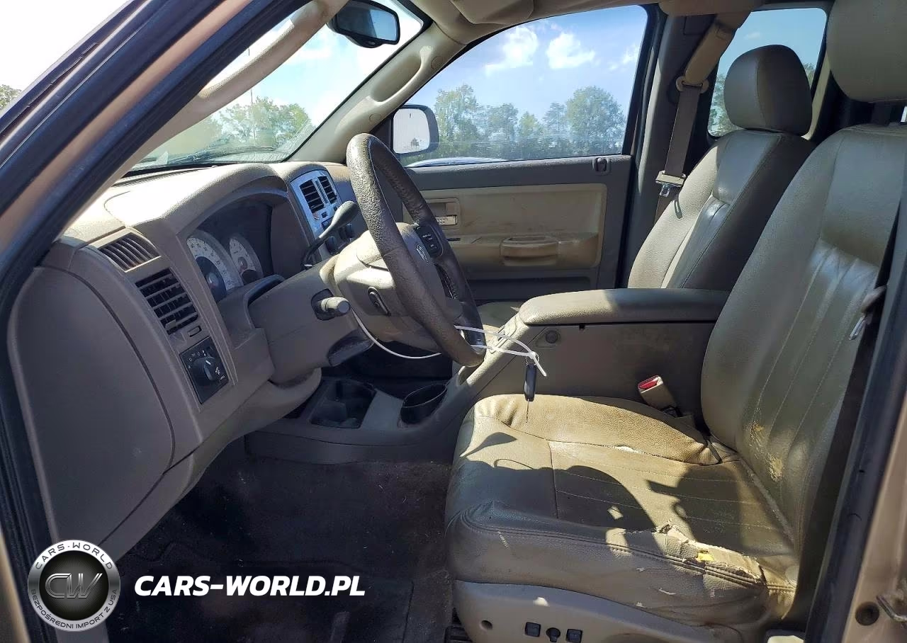 2005 Dodge Dakota Laramie VIN:1D7HW52K75S204566 - 7