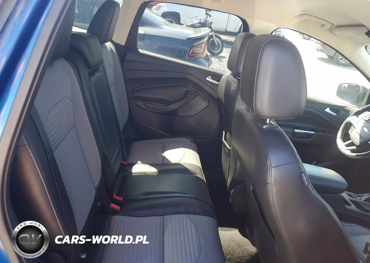 2017 Ford Escape Se VIN:1FMCU0GD6HUE92107 - 11