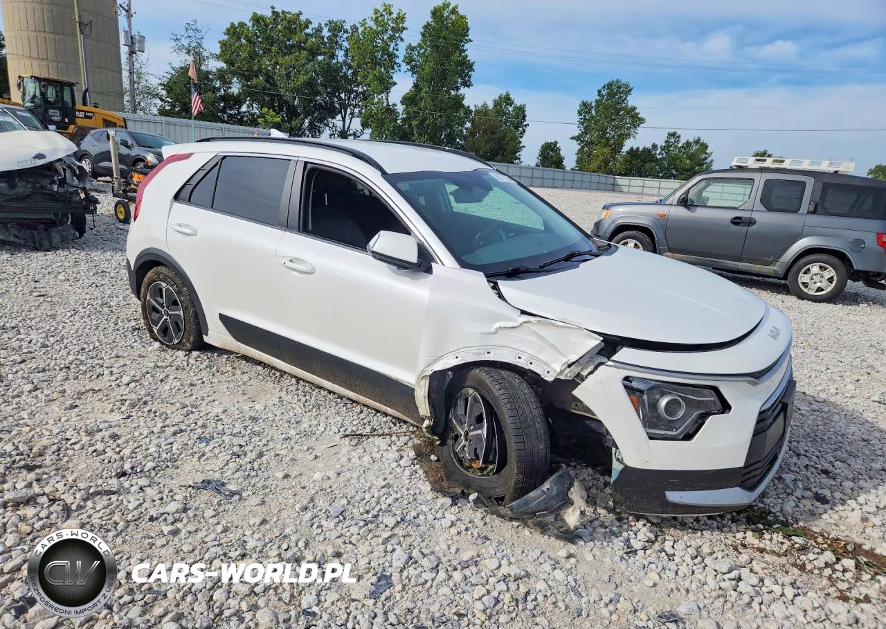 2023 Kia Niro Ex VIN:KNDCR3LE4P5057794 - 4