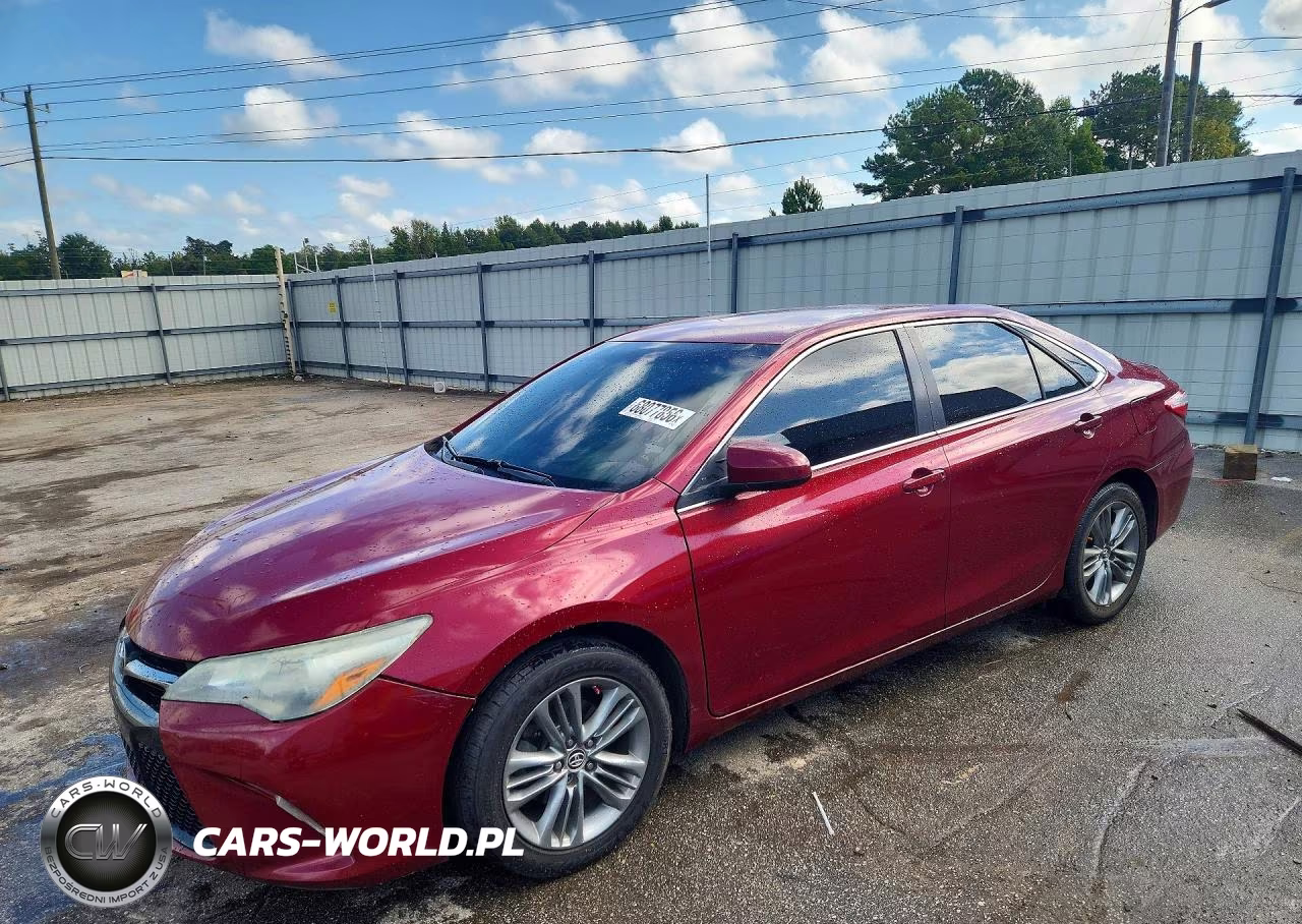 2015 Toyota Camry Se VIN:4T1BF1FK3FU913998 - 1