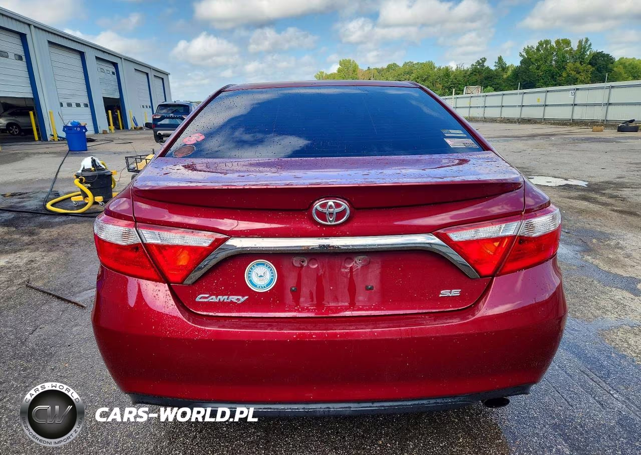 2015 Toyota Camry Se VIN:4T1BF1FK3FU913998 - 6