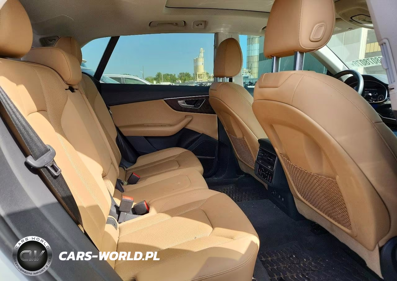2019 Audi Q8 Premium Plus S-Line VIN:WA1EVAF16KD034012 - 11