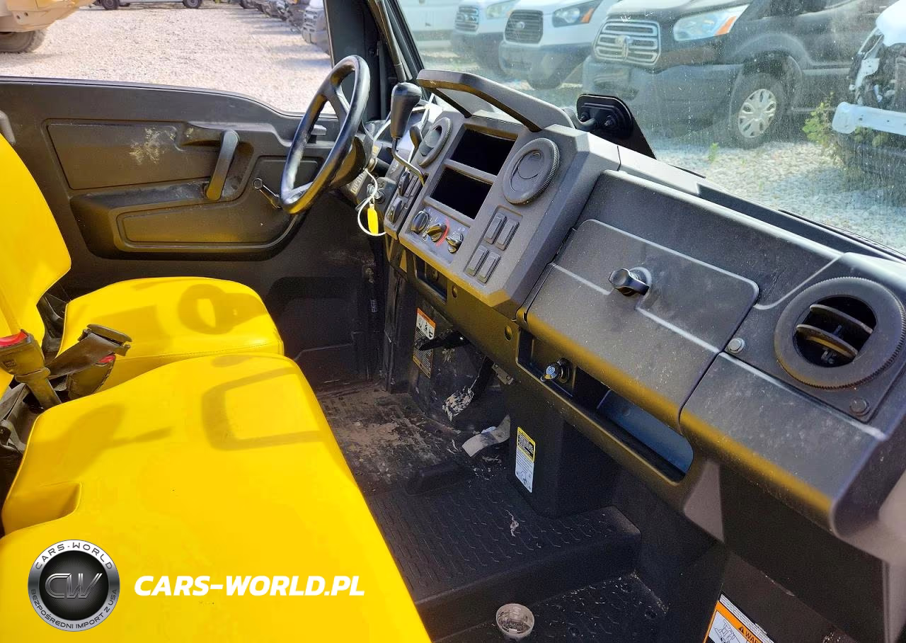 2019 John Deere Xuv835M Utility Vehicle VIN:1M0835MDPKM021642 - 5