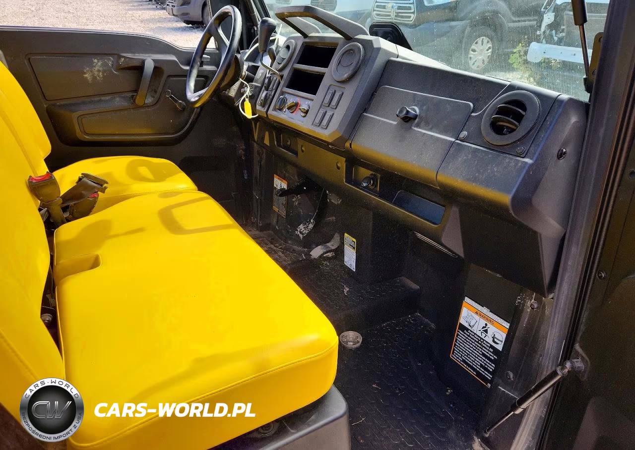 2019 John Deere Xuv835M Utility Vehicle VIN:1M0835MDPKM021642 - 9