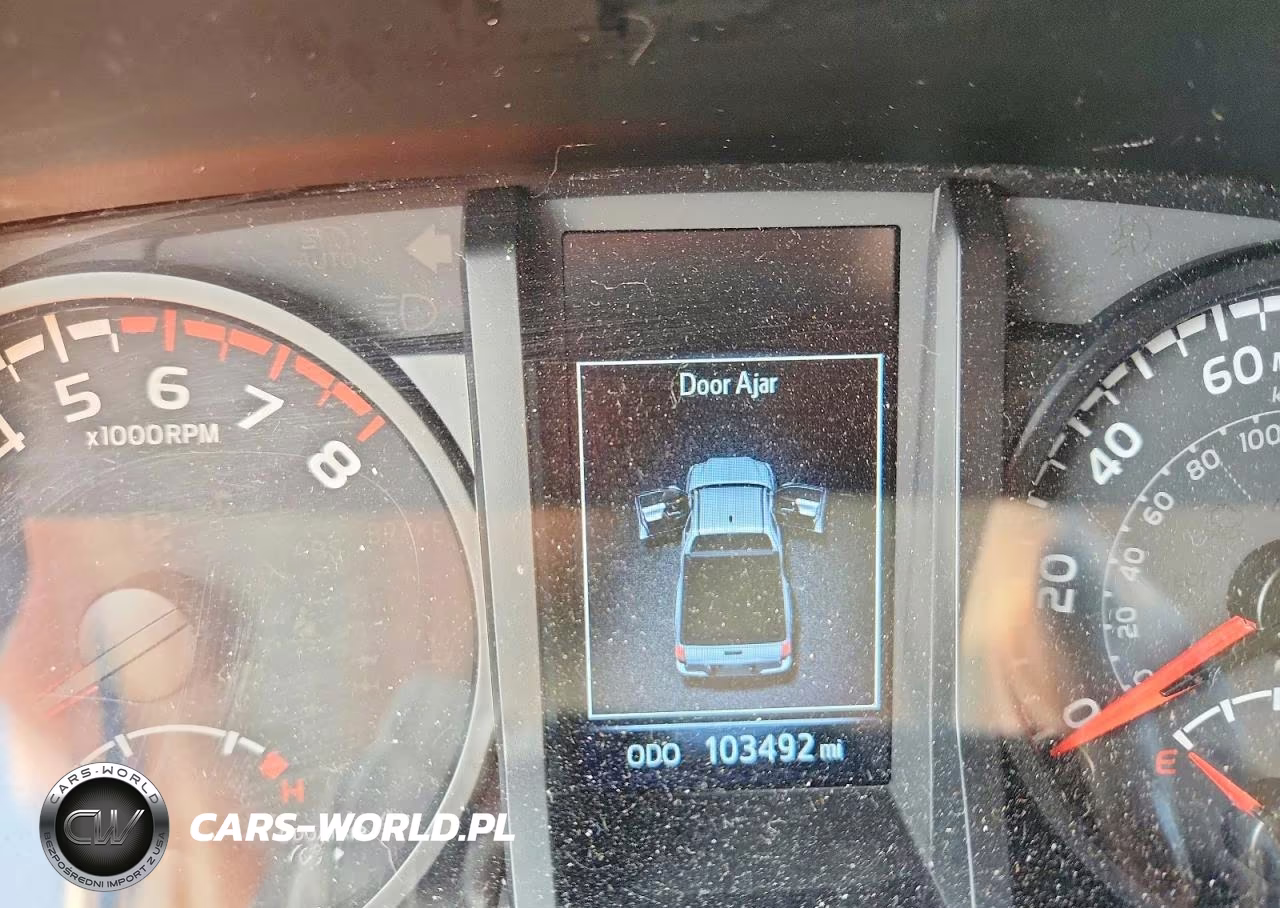 2021 Toyota Tacoma Sr VIN:3TYRX5GN1MT024753 - 9