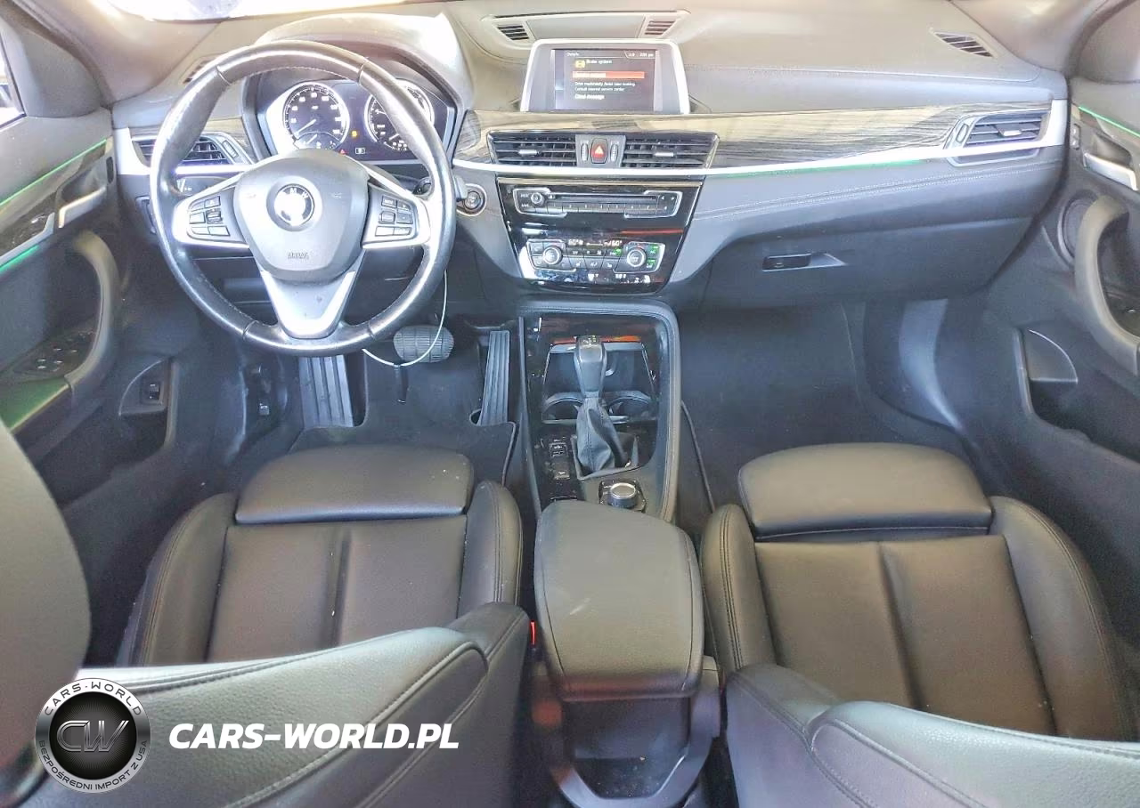 2018 BMW X2 xDrive28I VIN:WBXYJ5C36JEF69657 - 8