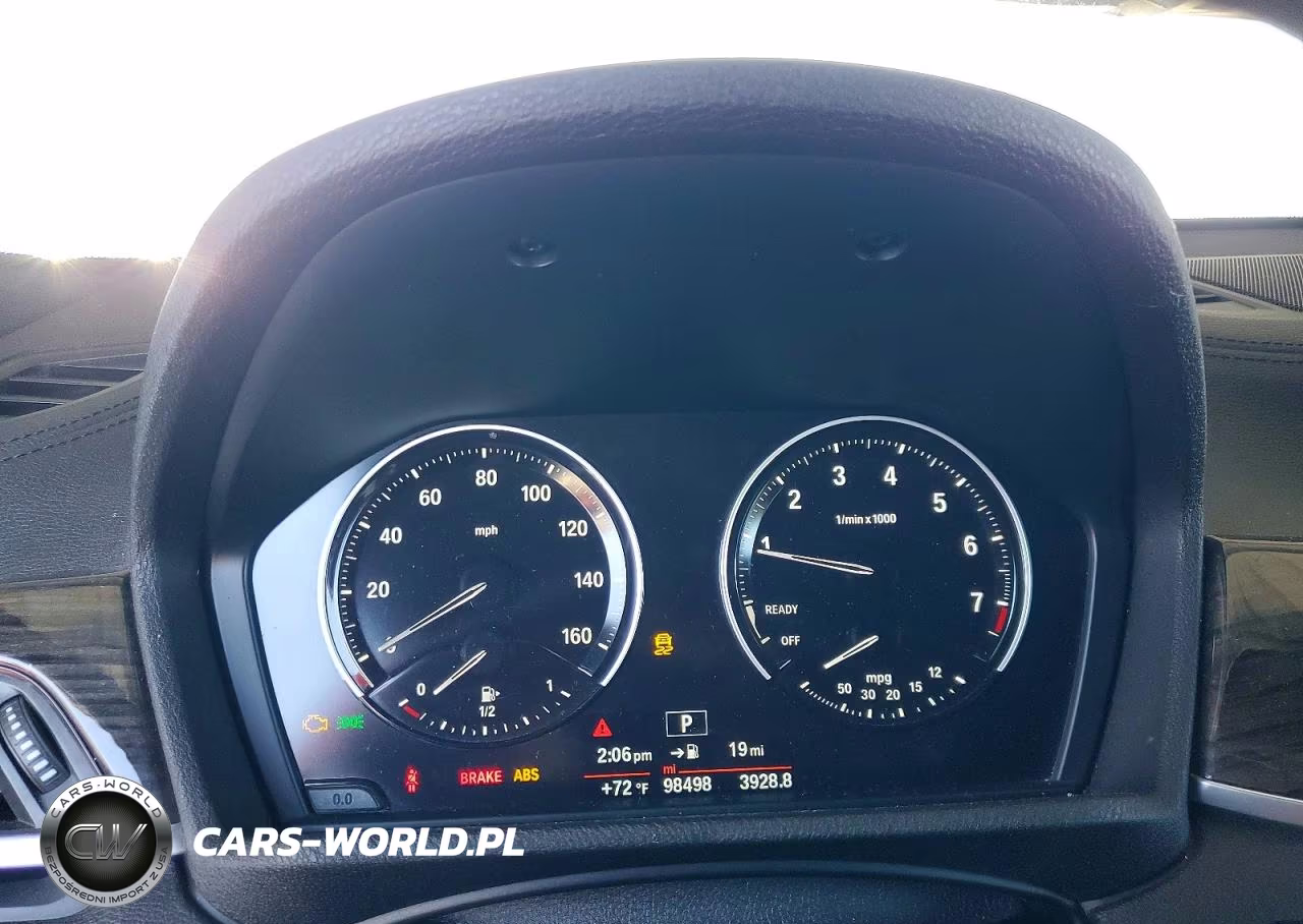 2018 BMW X2 xDrive28I VIN:WBXYJ5C36JEF69657 - 9
