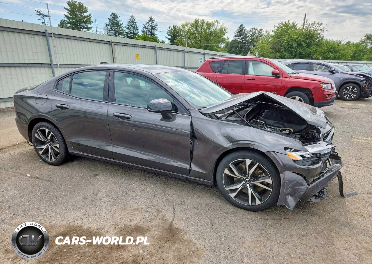 2024 Volvo S60 Core VIN:7JRL12FK6RG322016 - 4
