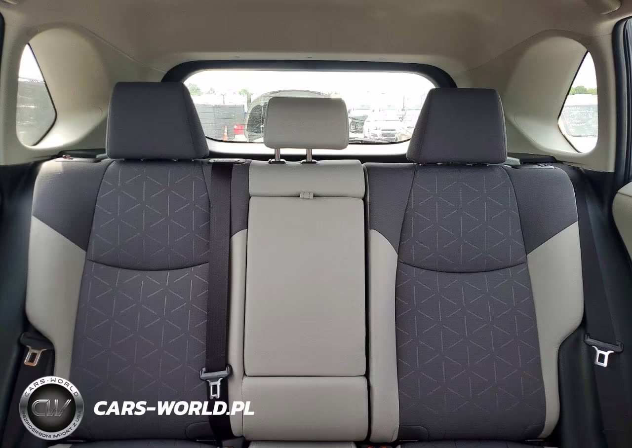 2024 Toyota Rav4 Hybrid Xle VIN:JTMRWRFV0RD245125 - 10