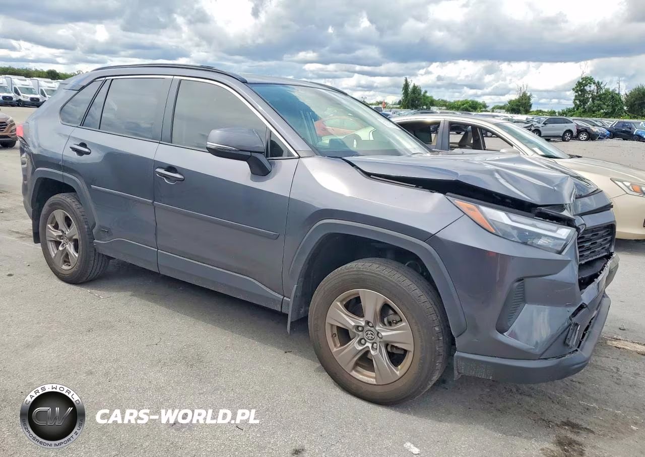 2024 Toyota Rav4 Hybrid Xle VIN:JTMRWRFV0RD245125 - 4