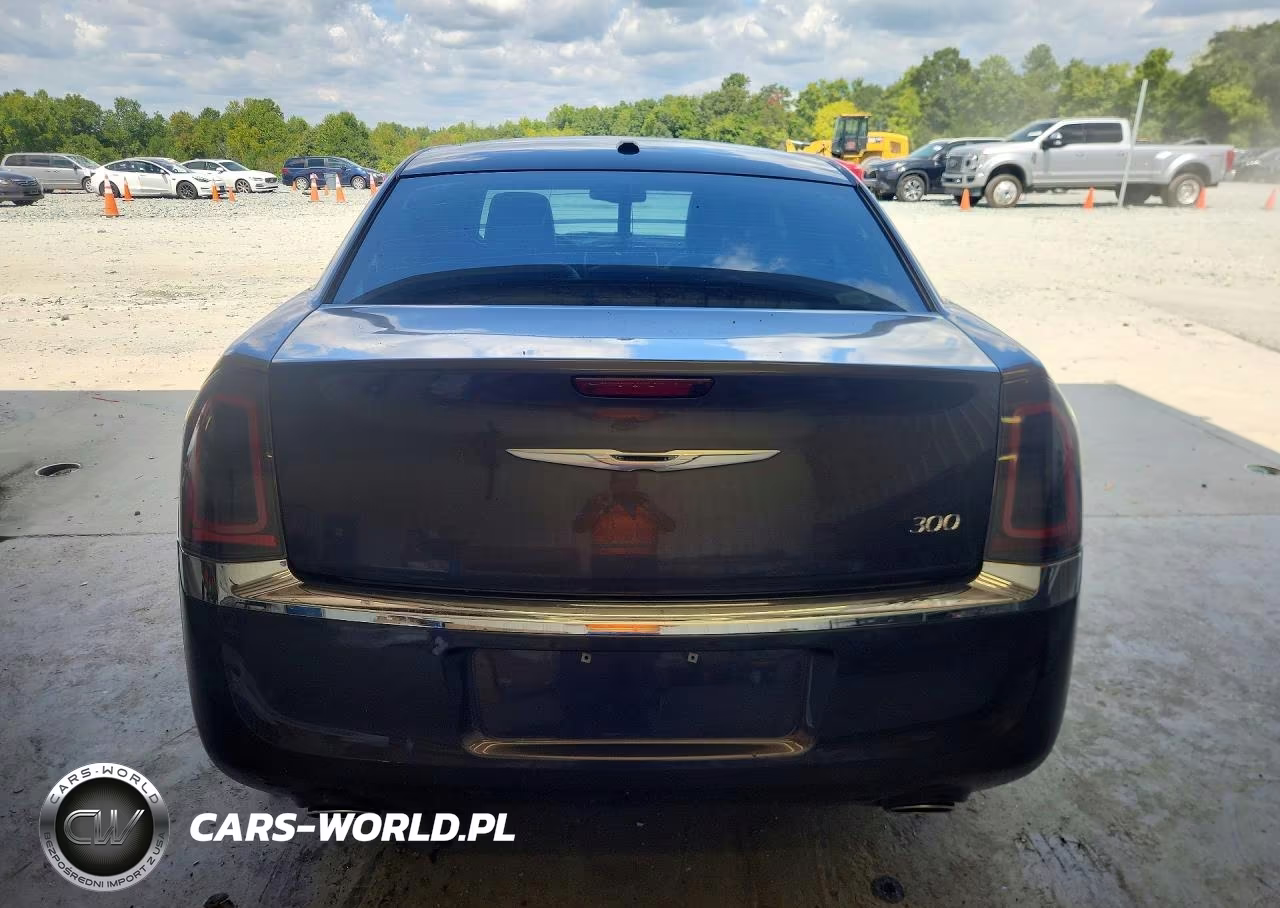 2013 Chrysler 300 VIN:2C3CCAAG2DH553115 - 6