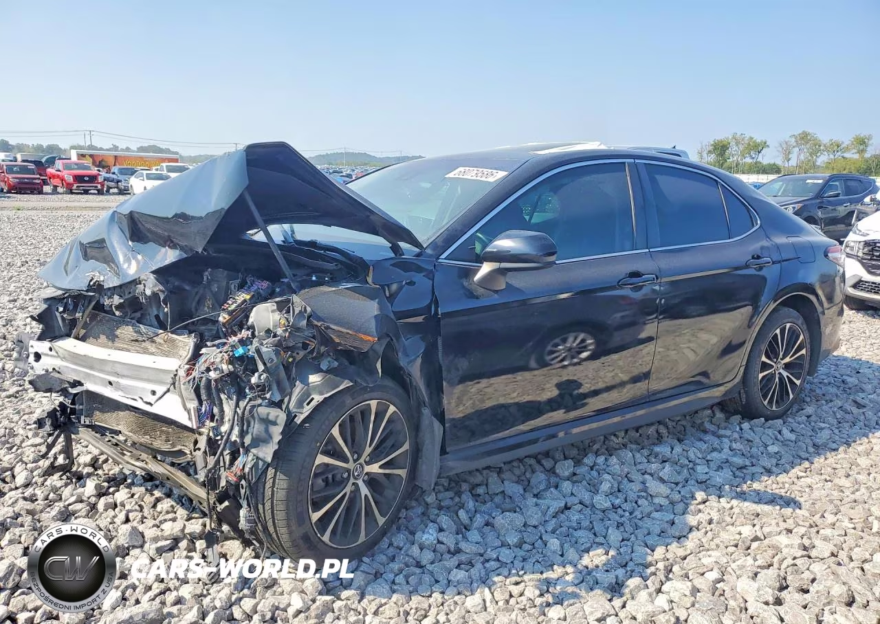 2020 Toyota Camry Se – zdjęcie 1 z 13