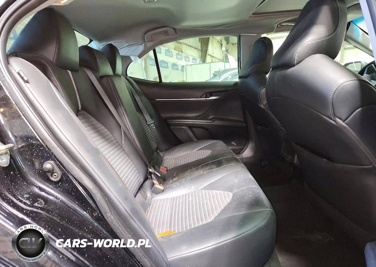 2020 Toyota Camry Se VIN:4T1G11AK1LU885402 - 10