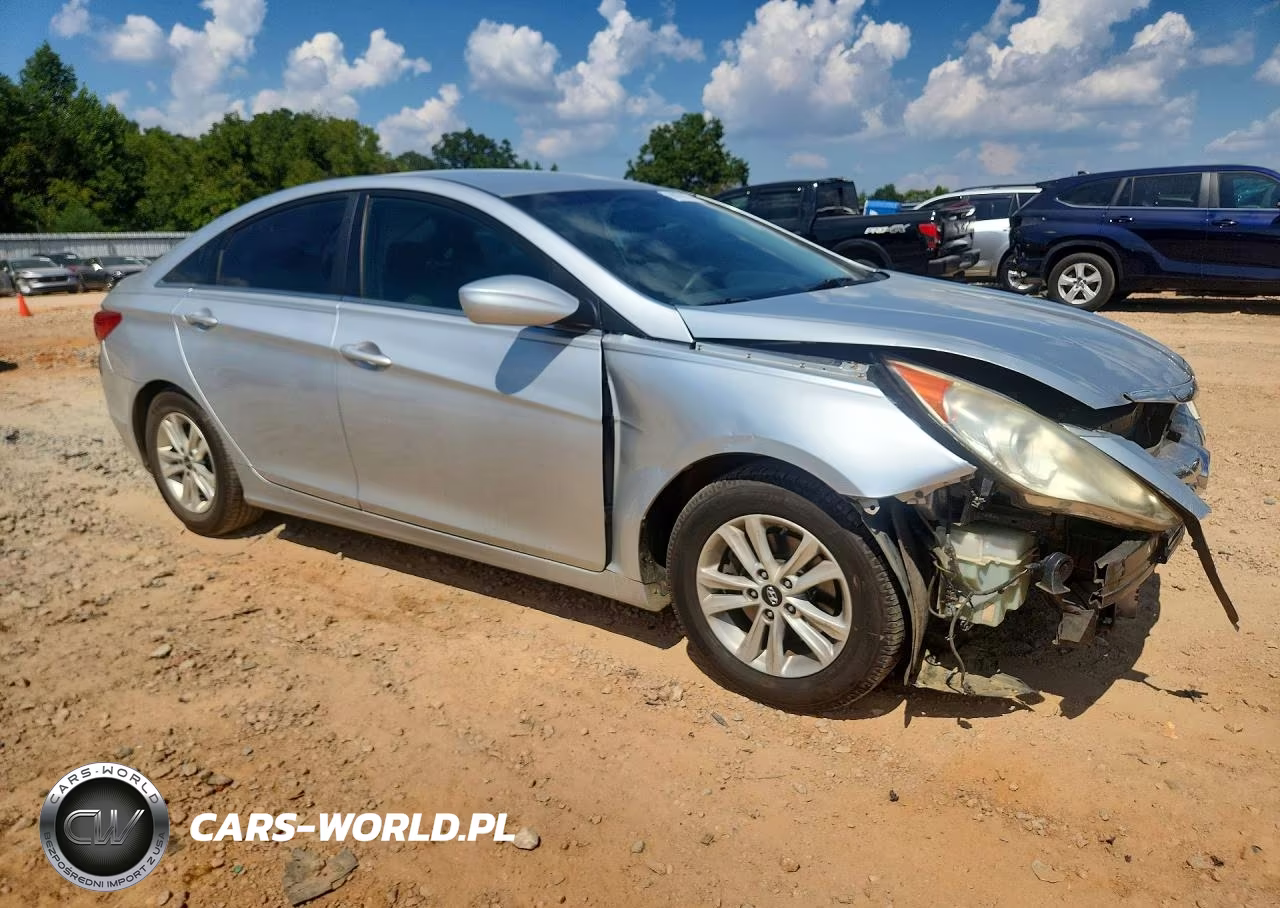 2013 Hyundai Sonata Gls VIN:5NPEB4AC1DH523357 - 4