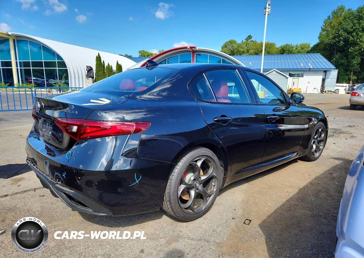 2020 Alfa Romeo Giulia Ti VIN:ZARFANBN3L7626205 - 3