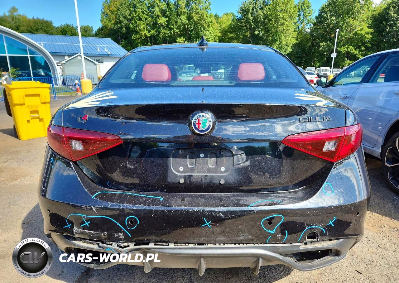 2020 Alfa Romeo Giulia Ti VIN:ZARFANBN3L7626205 - 6