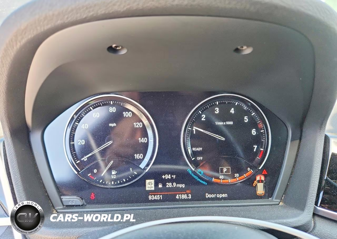 2019 BMW X1 xDrive28I VIN:WBXHT3C58K3H36940 - 9