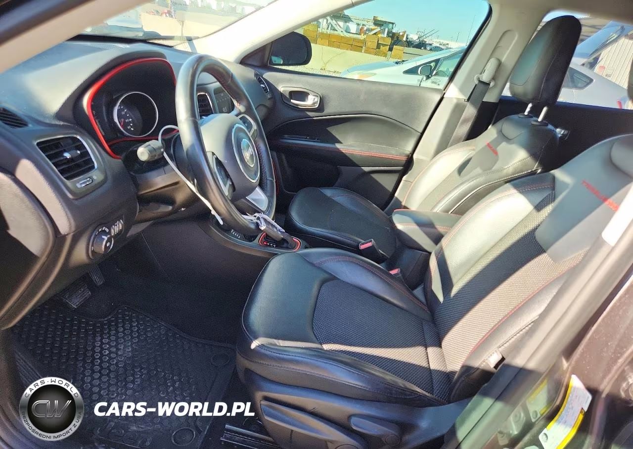 2018 Jeep Compass Trailhawk VIN:3C4NJDDB8JT501258 - 7