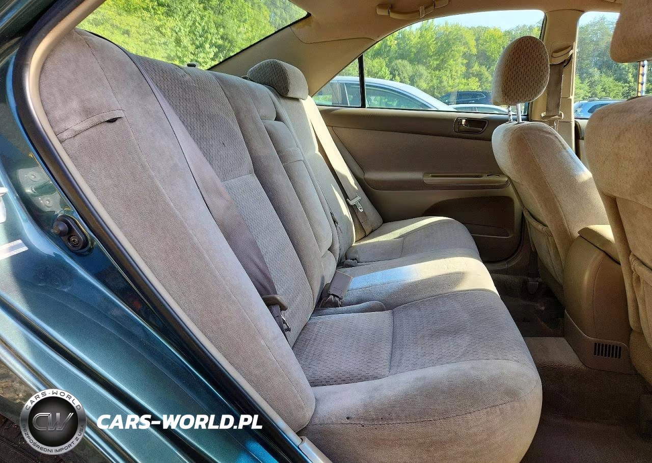2004 Toyota Camry Le VIN:4T1BE32K94U290260 - 10