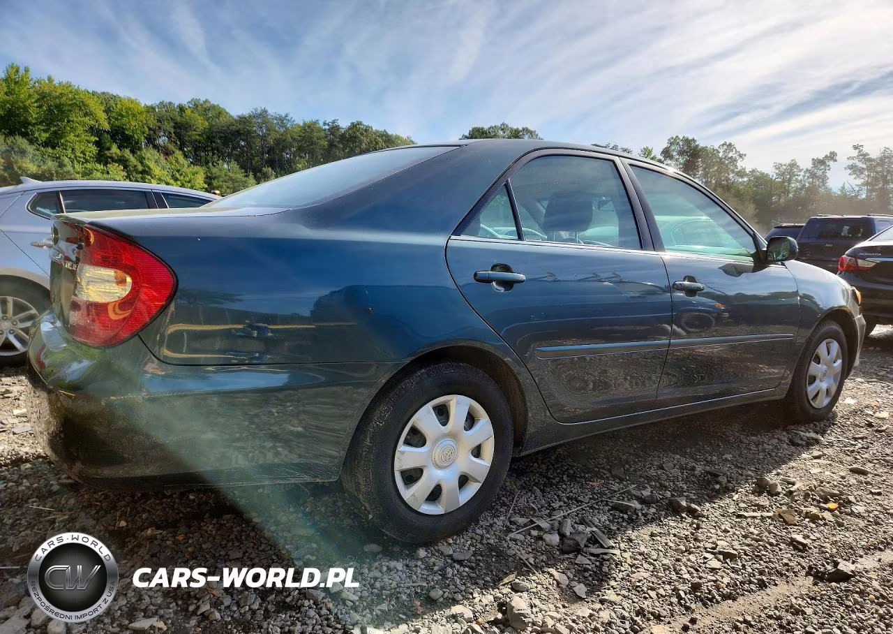 2004 Toyota Camry Le VIN:4T1BE32K94U290260 - 3