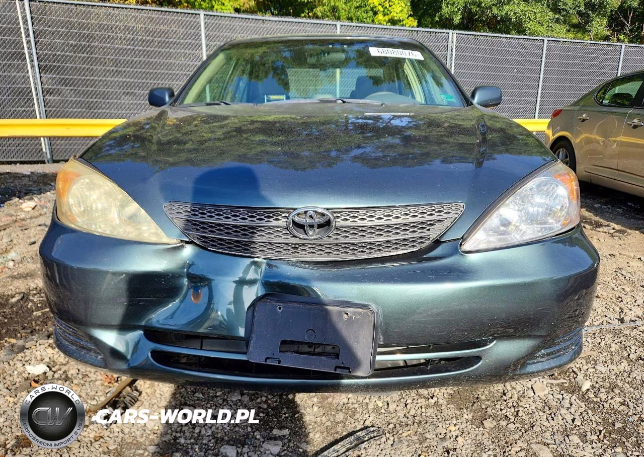 2004 Toyota Camry Le VIN:4T1BE32K94U290260 - 5