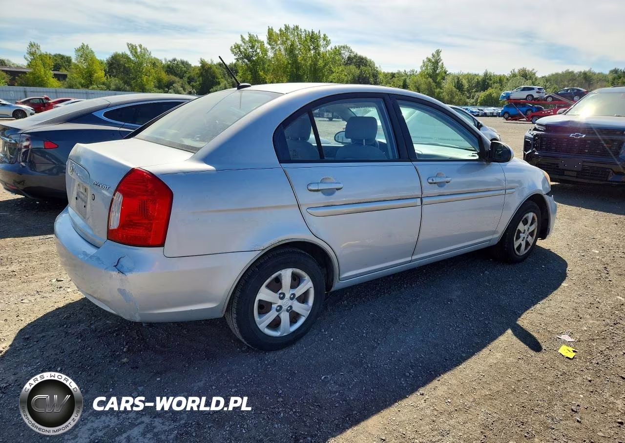 2009 Hyundai Accent Gls VIN:KMHCN46C19U313566 - 3