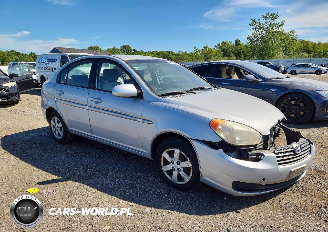2009 Hyundai Accent Gls VIN:KMHCN46C19U313566 - 4
