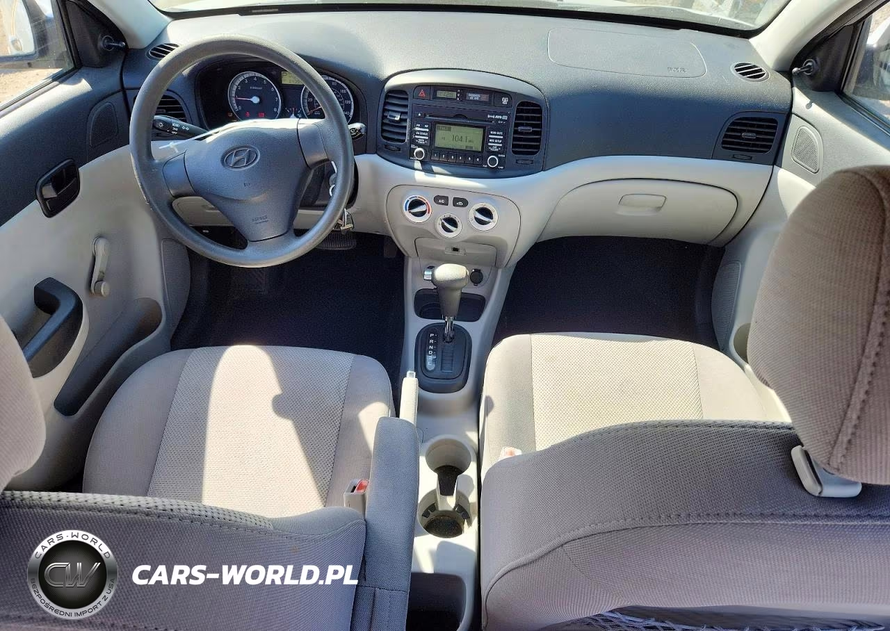 2009 Hyundai Accent Gls VIN:KMHCN46C19U313566 - 8