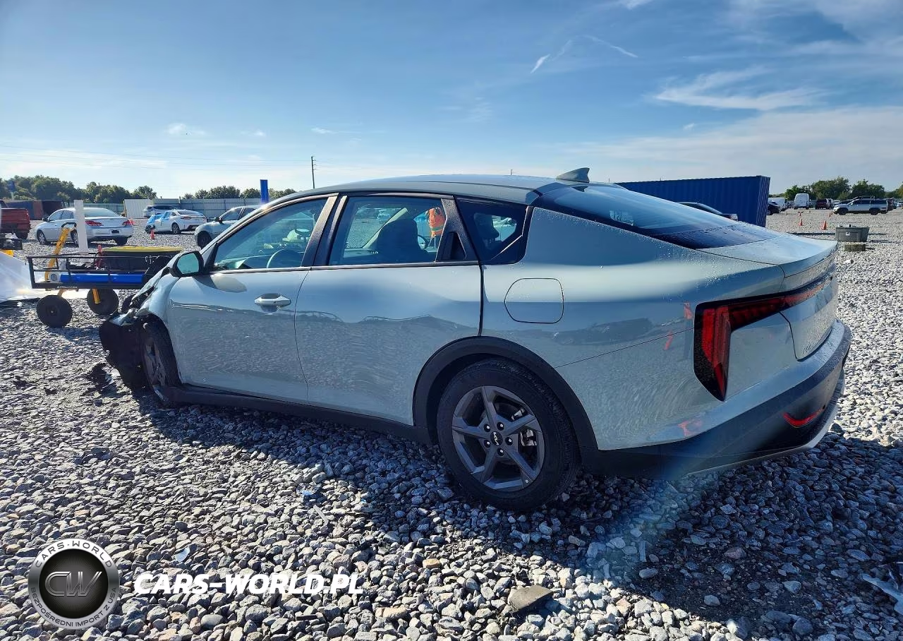 2025 Kia K4 Lxs VIN:3KPFT4DE4SE040476 - 2