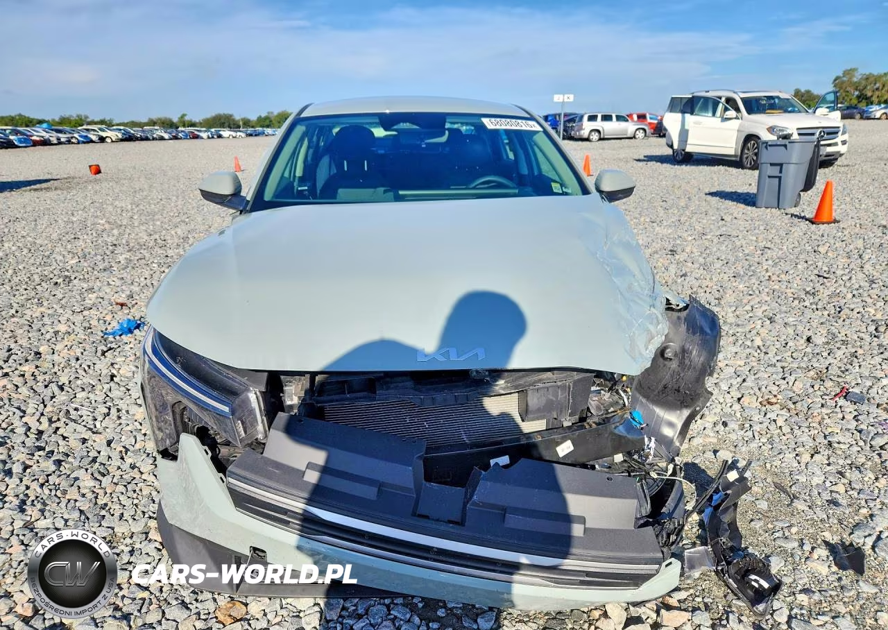 2025 Kia K4 Lxs VIN:3KPFT4DE4SE040476 - 5
