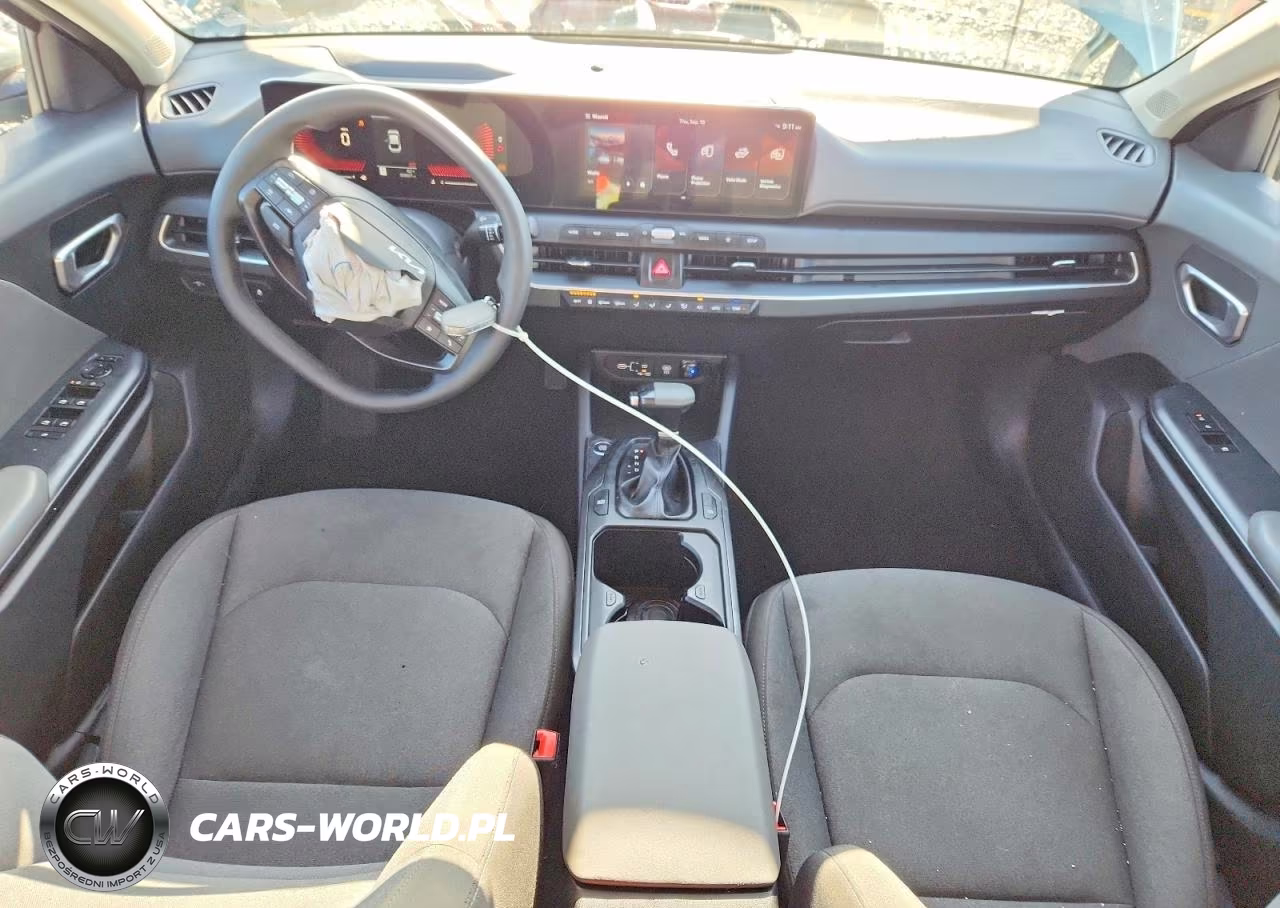 2025 Kia K4 Lxs VIN:3KPFT4DE4SE040476 - 8