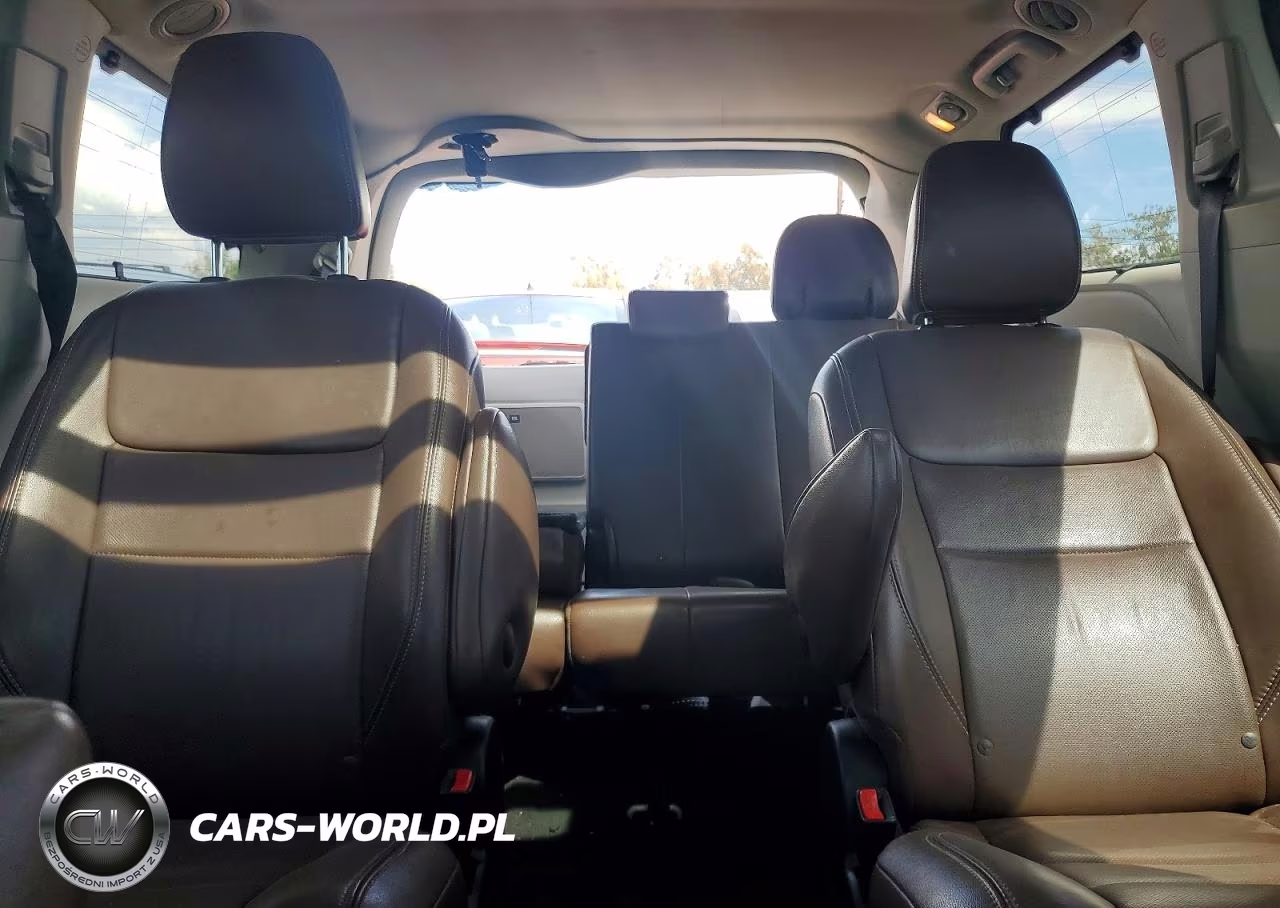 2015 Toyota Sienna Limited Premium 7-Passenger VIN:5TDDK3DC4FS103767 - 10
