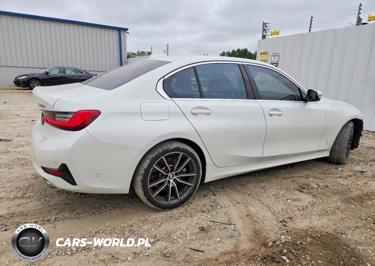 2019 BMW 330Xi VIN:WBA5R7C57KAE82796 - 3