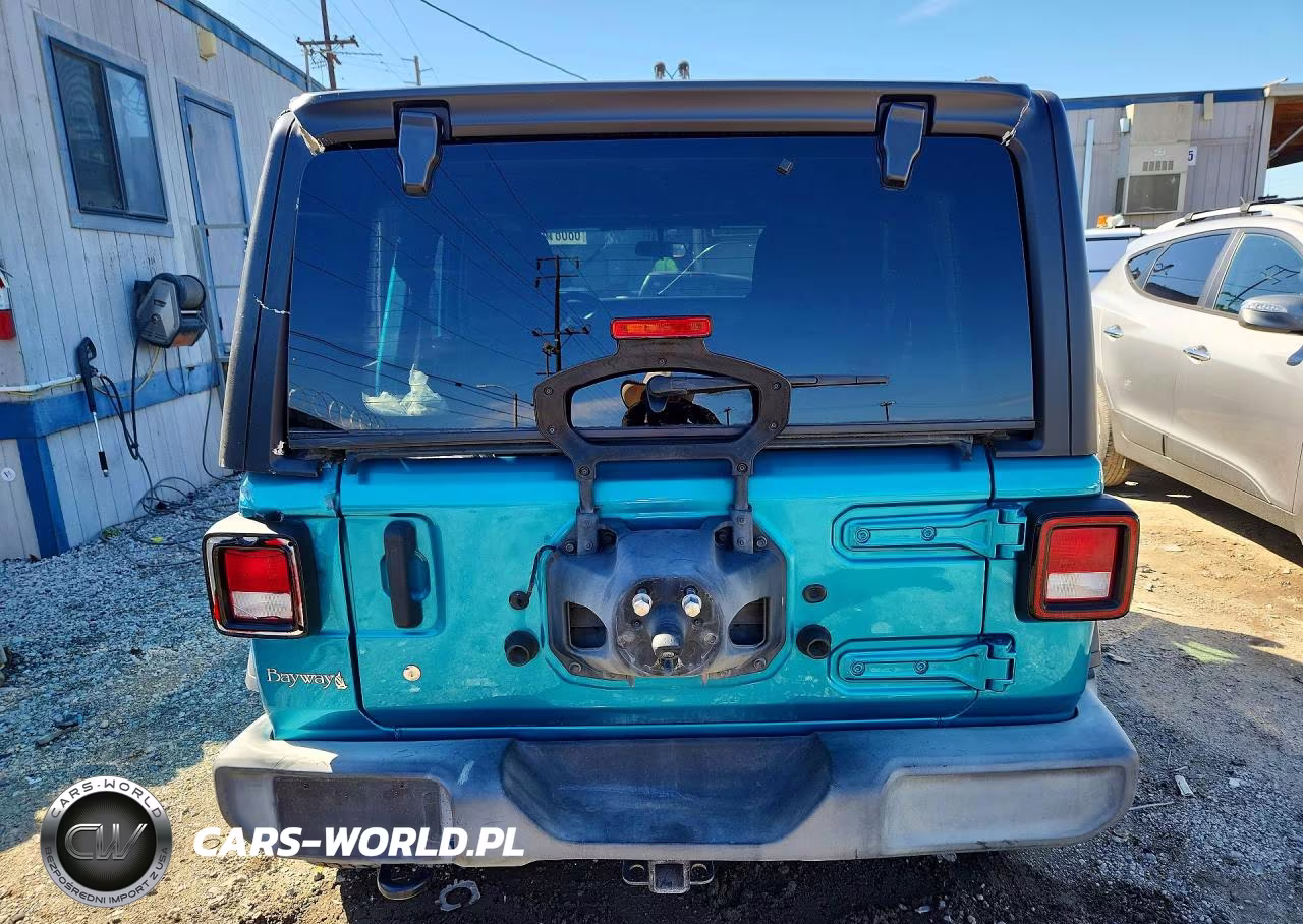 2020 Jeep Wrangler Unlimited Sport S 4X4 VIN:1C4HJXDG2LW110582 - 6